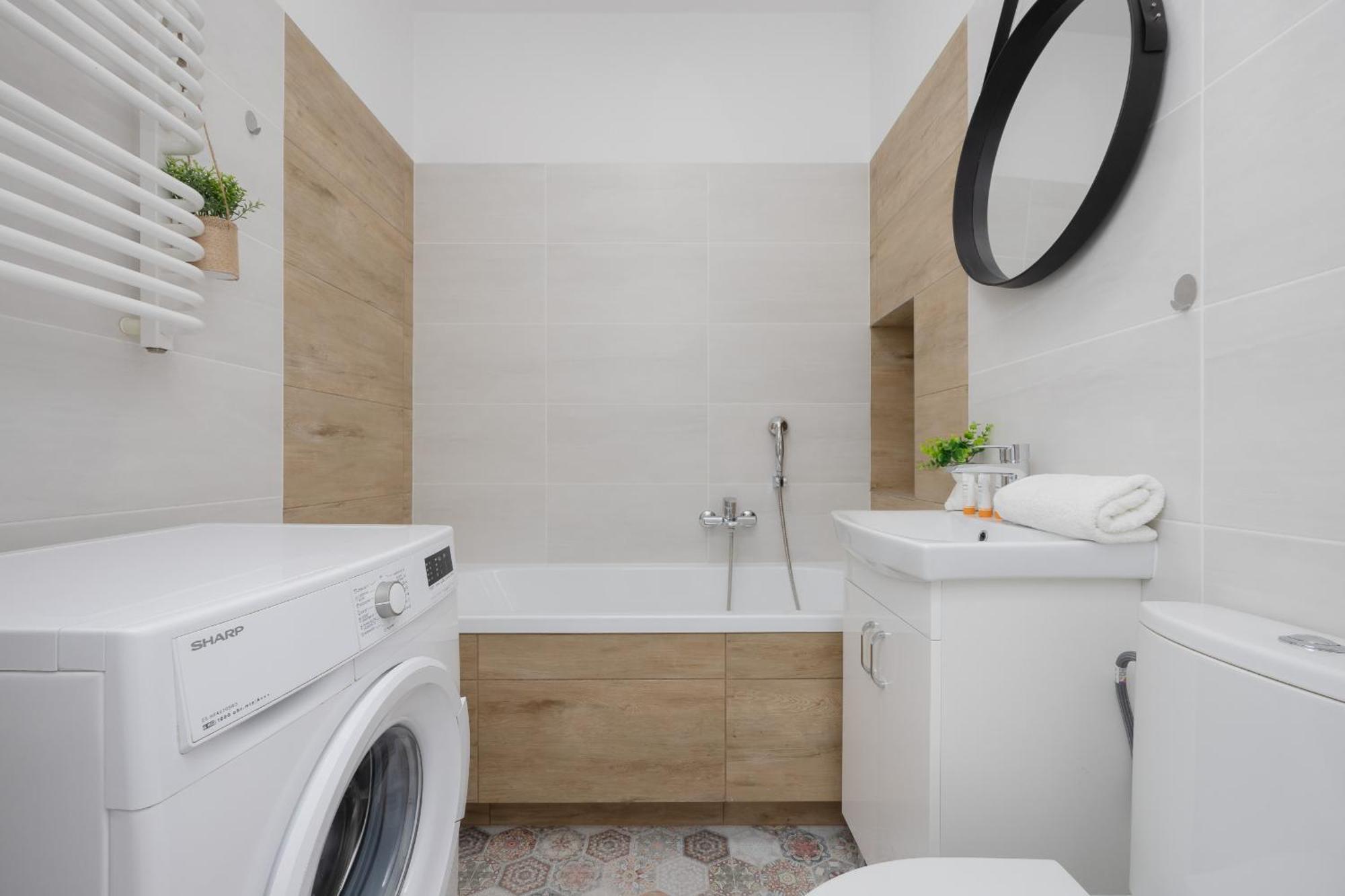 Modern Near Airport Wlochy By Renters Butas