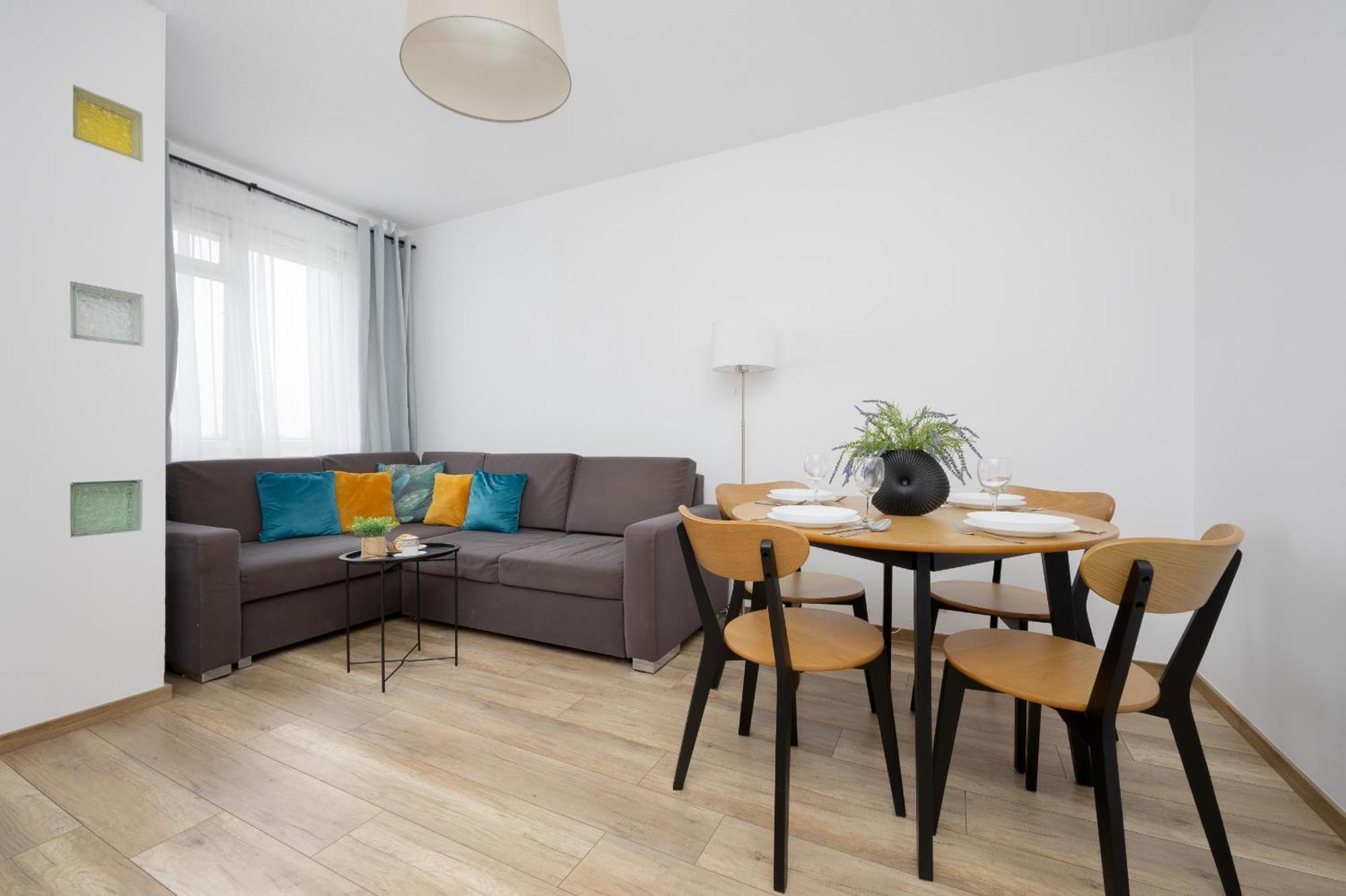 Apartament Modern Near Airport Wlochy By Renters